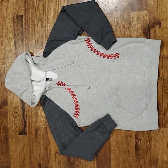 District Tops - Womens District light & dark gray baseball hoodie size L